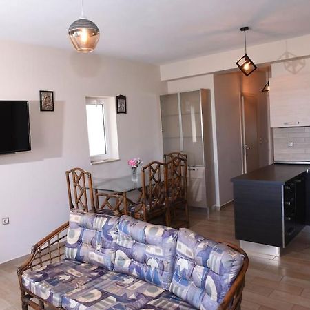 Elia  Katerina Luxury Suites מראה חיצוני תמונה