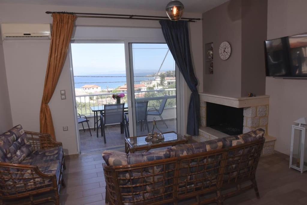 Elia  Katerina Luxury Suites מראה חיצוני תמונה