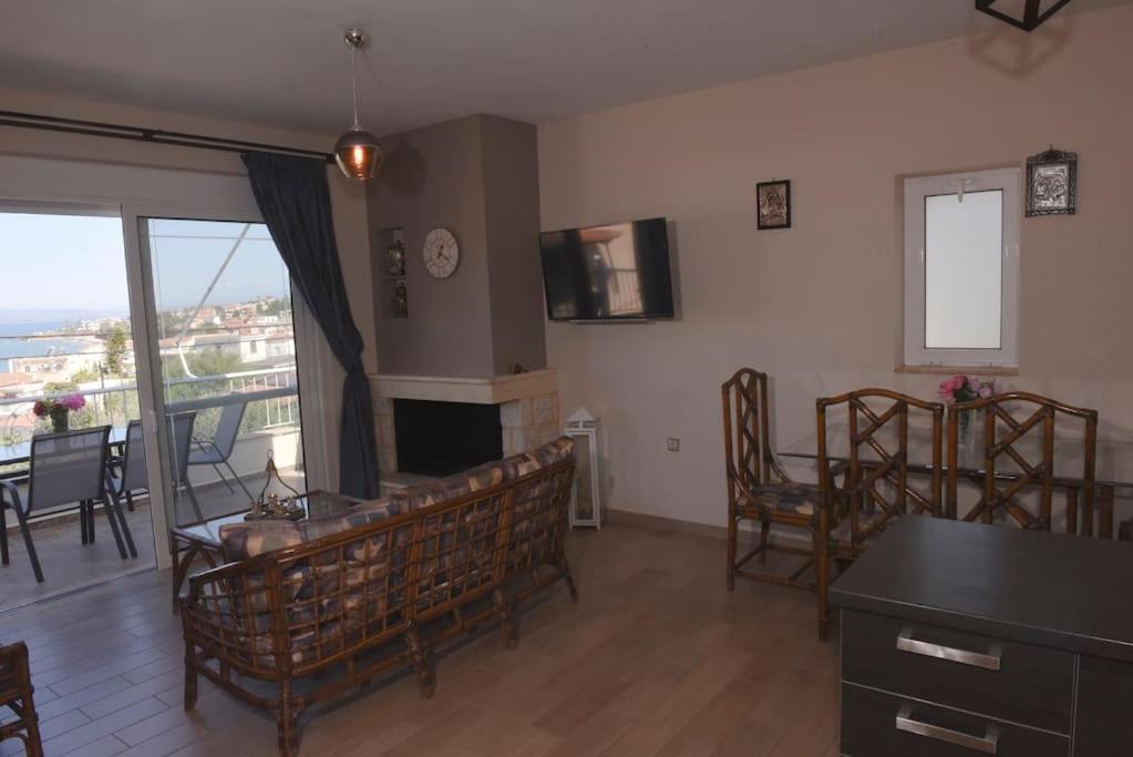 Elia  Katerina Luxury Suites מראה חיצוני תמונה