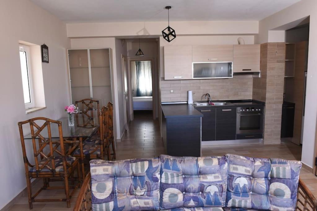 Elia  Katerina Luxury Suites מראה חיצוני תמונה