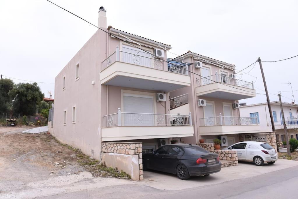 Elia  Katerina Luxury Suites מראה חיצוני תמונה